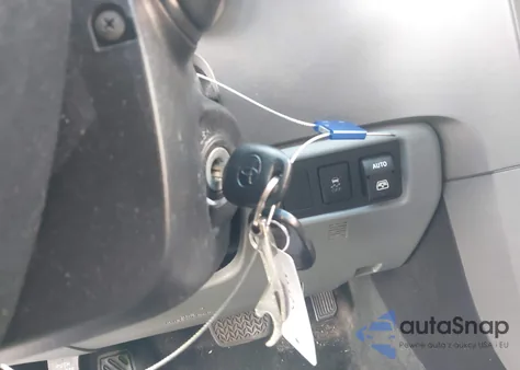 2016 Toyota Sequoia Sr5 5.7L V8 from USA, damaged, VIN 5TDZY5G10GS062078